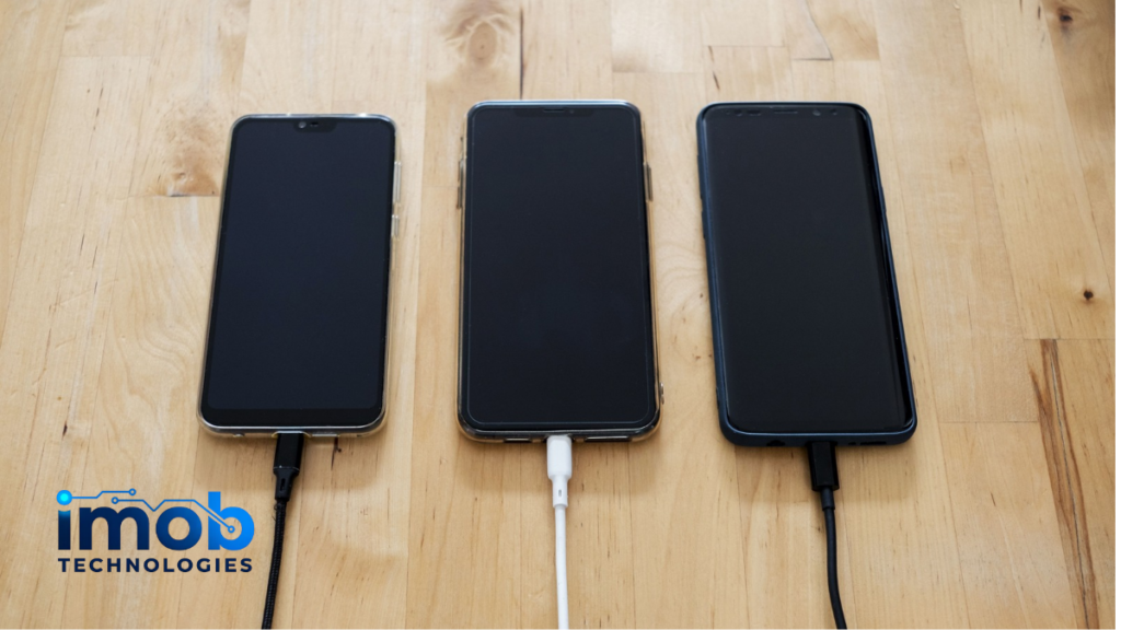 Smartphone charging while connected to a power cable